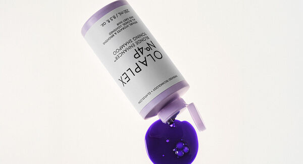 Olaplex N°4P Blonde Enhancer Toning Shampoo
