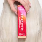 Wella Professionals Color Touch Demi-permanente Haarfarbe 10/0 Hell lichtblond 60ml